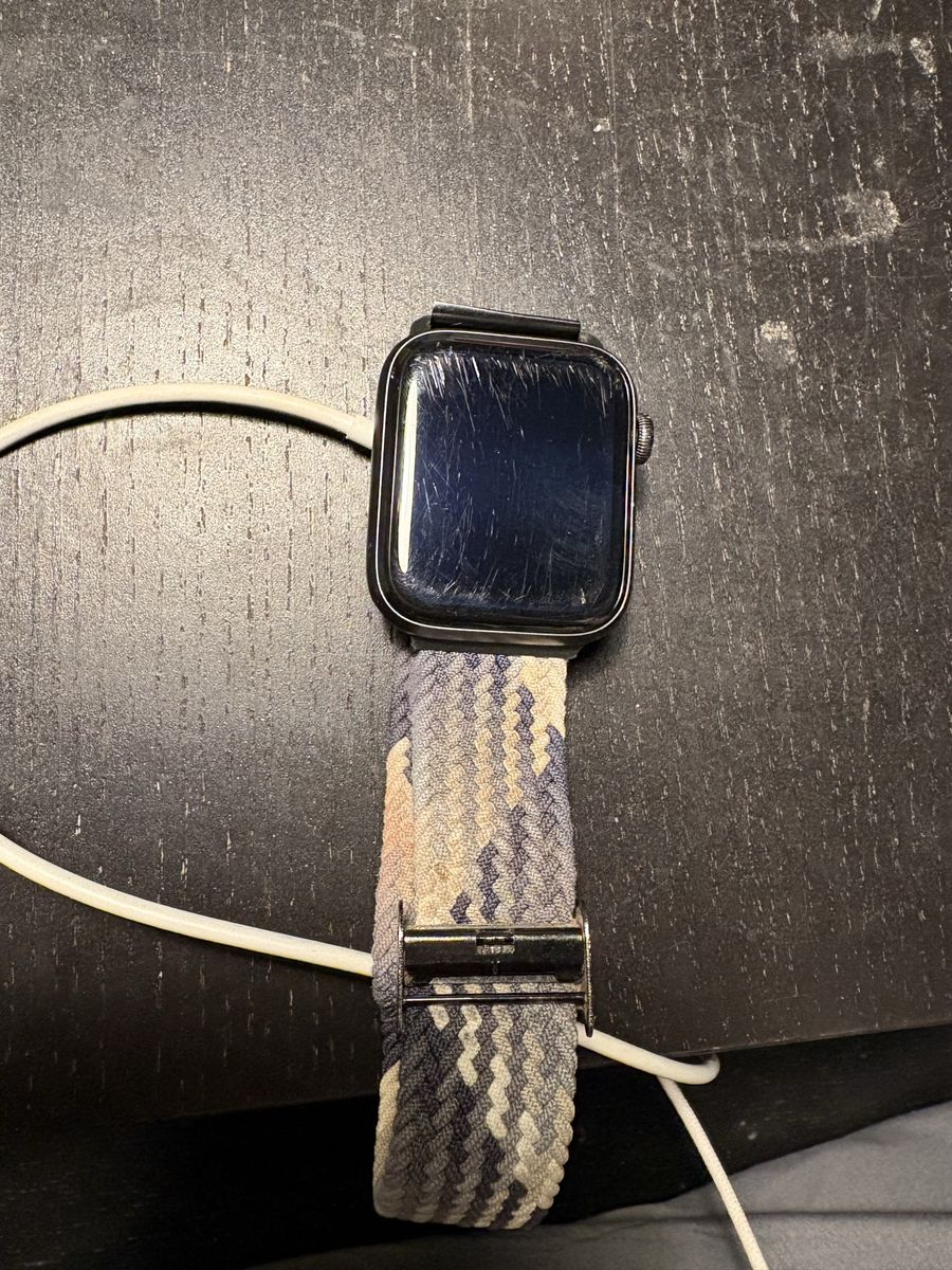 Apple Watch SE 44mm