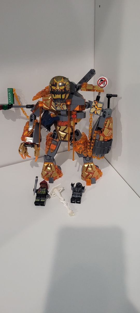 Lego Molton-man