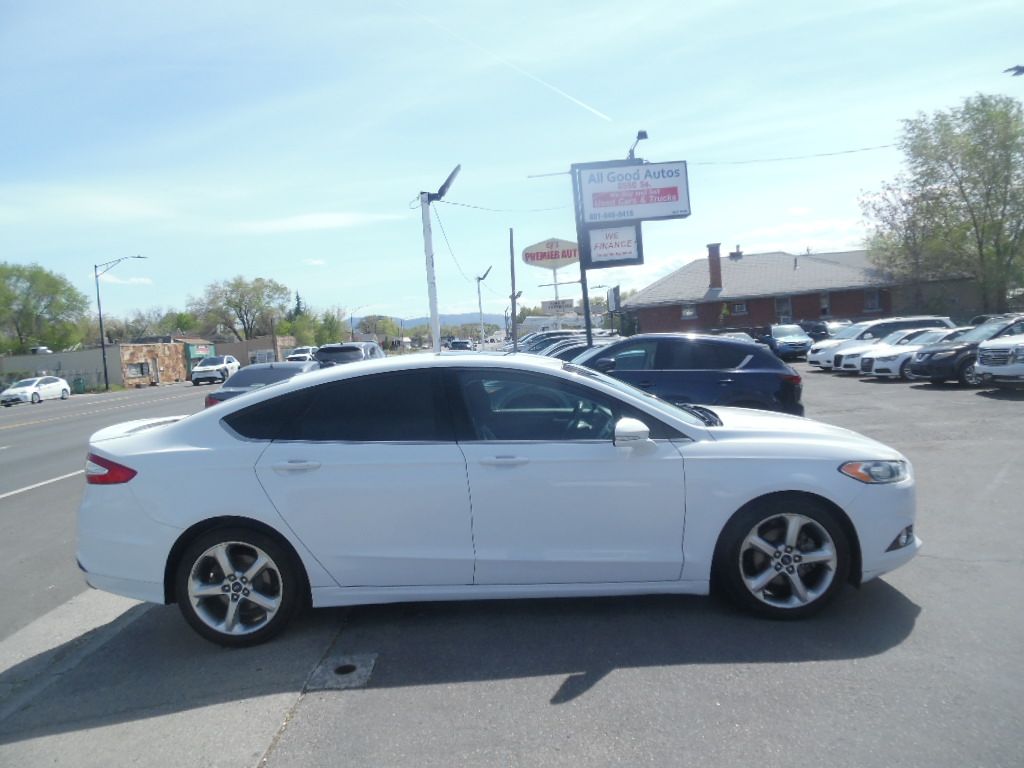 2014 Ford Fusion SE