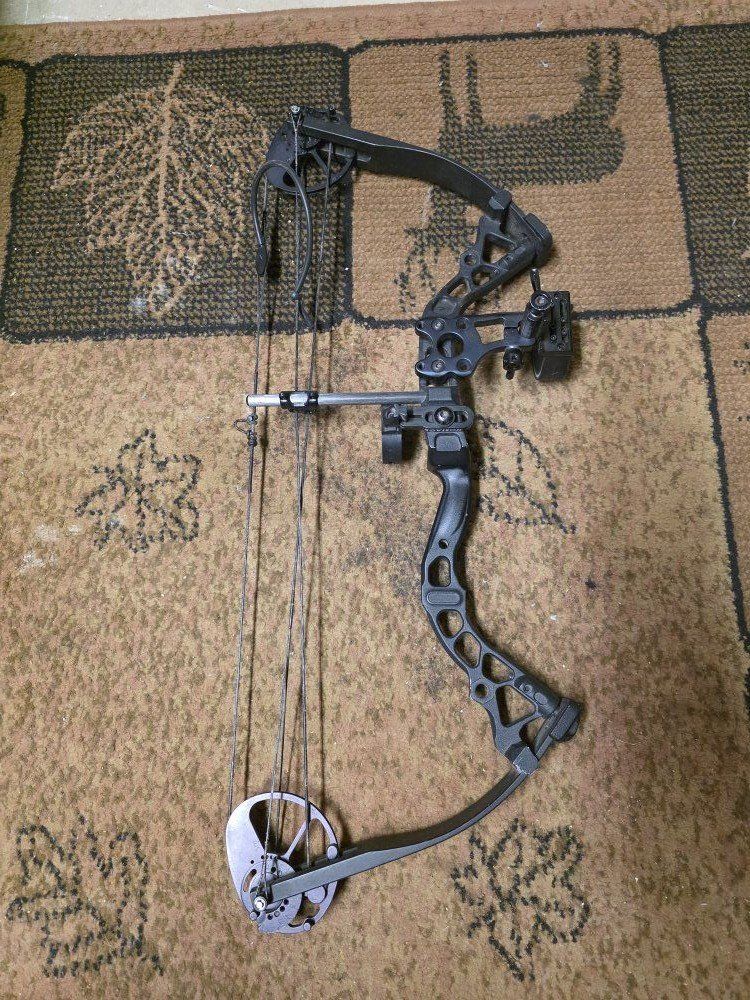 Diamond Atomic bow - RH