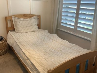 Solid Wood Twin bed frame