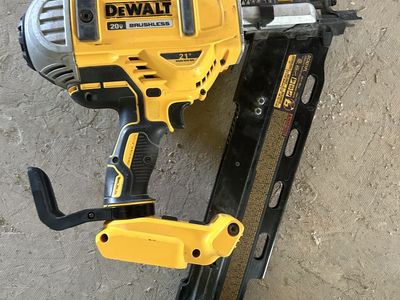 Dewalt nail gun