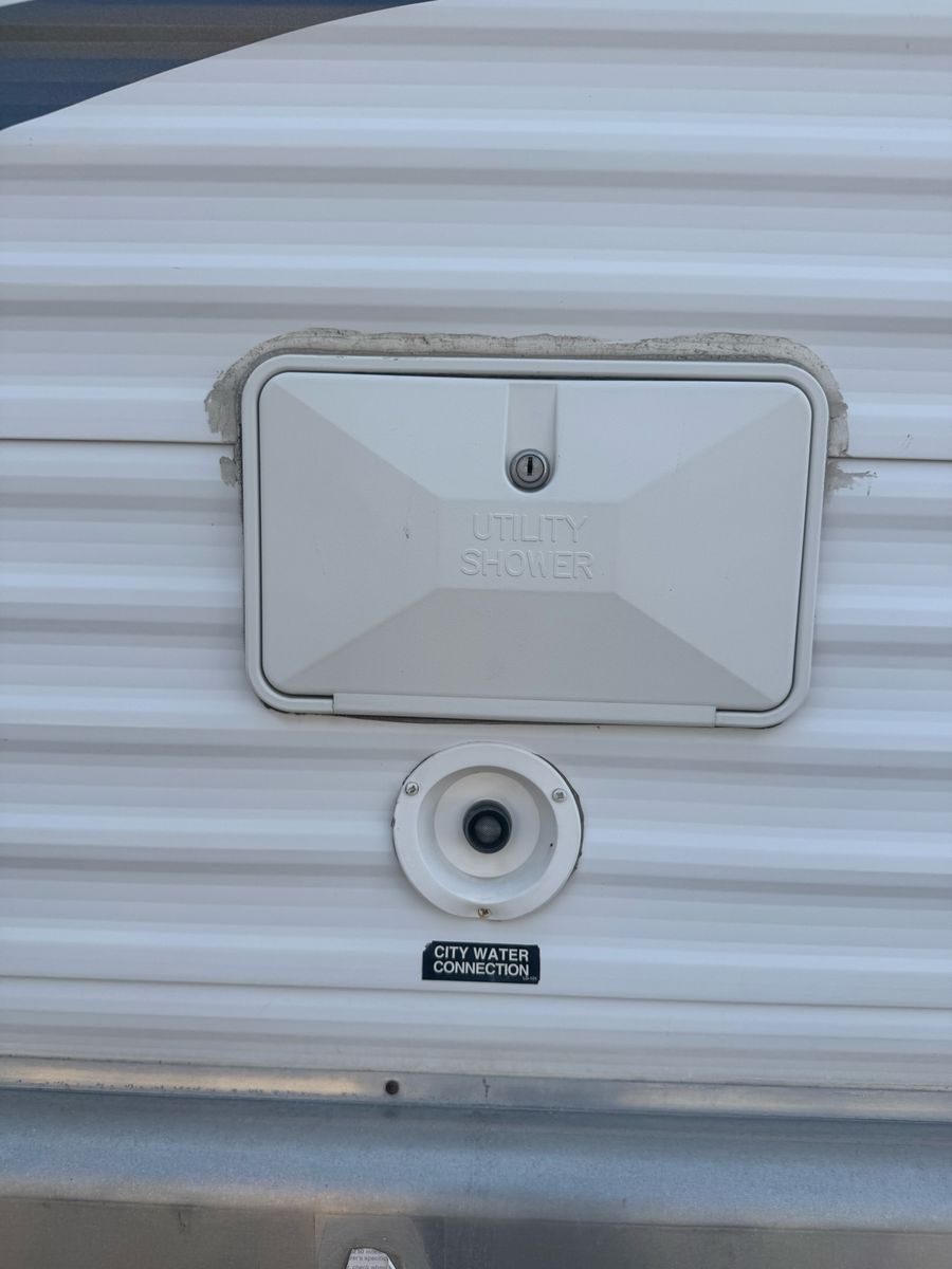 Main image 10
