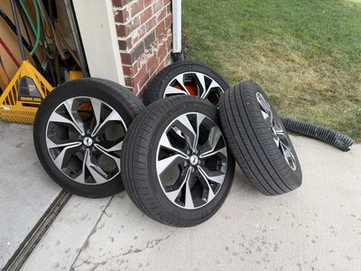 Mustang Mach e 19" wheels with Michelin Primacy A/S tires 225/55 R19