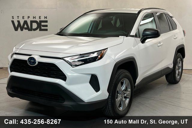 2023 Toyota RAV4 LE