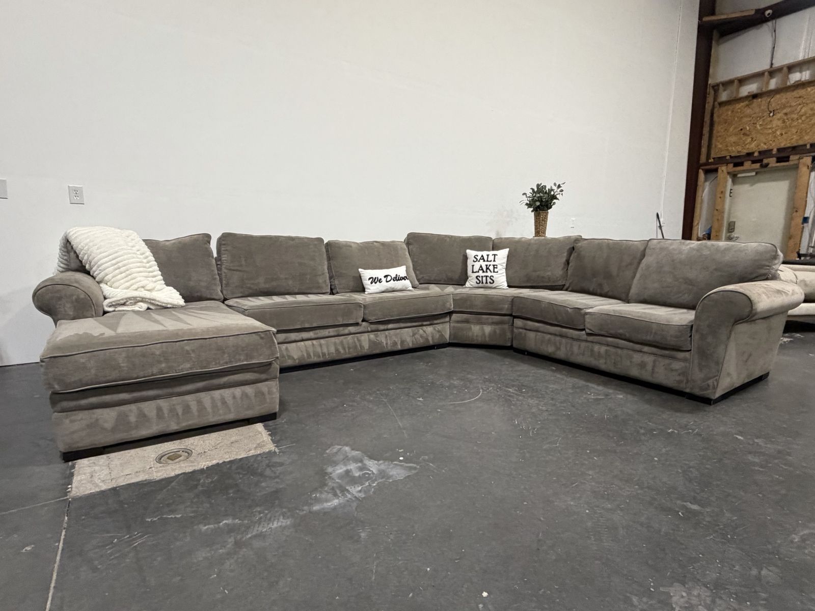 Sectional Sofa Couch Chaise Delivery