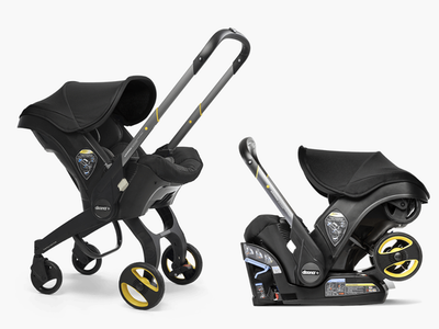 Barley a year old doona car seat including base!