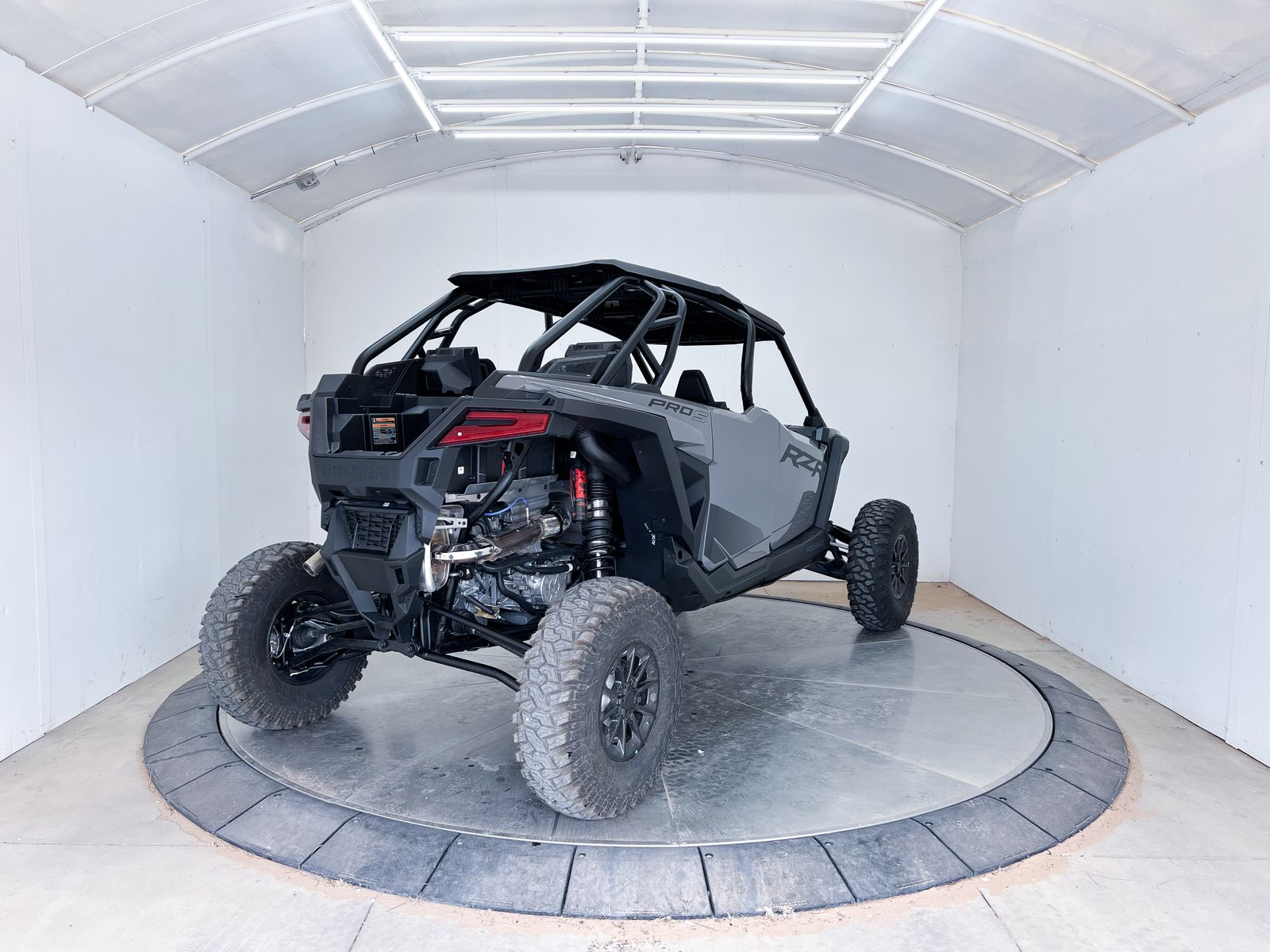Main image 7
