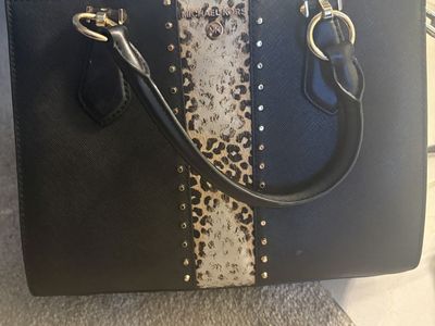 Michael kors purse and wallet
