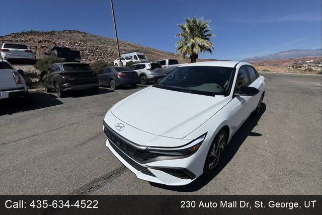 2025 Hyundai Elantra SEL Sport