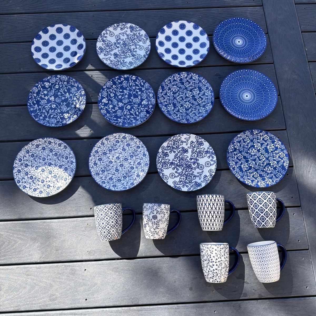 Cerkik Porcelain Dinner plates And Mugs Blue/white