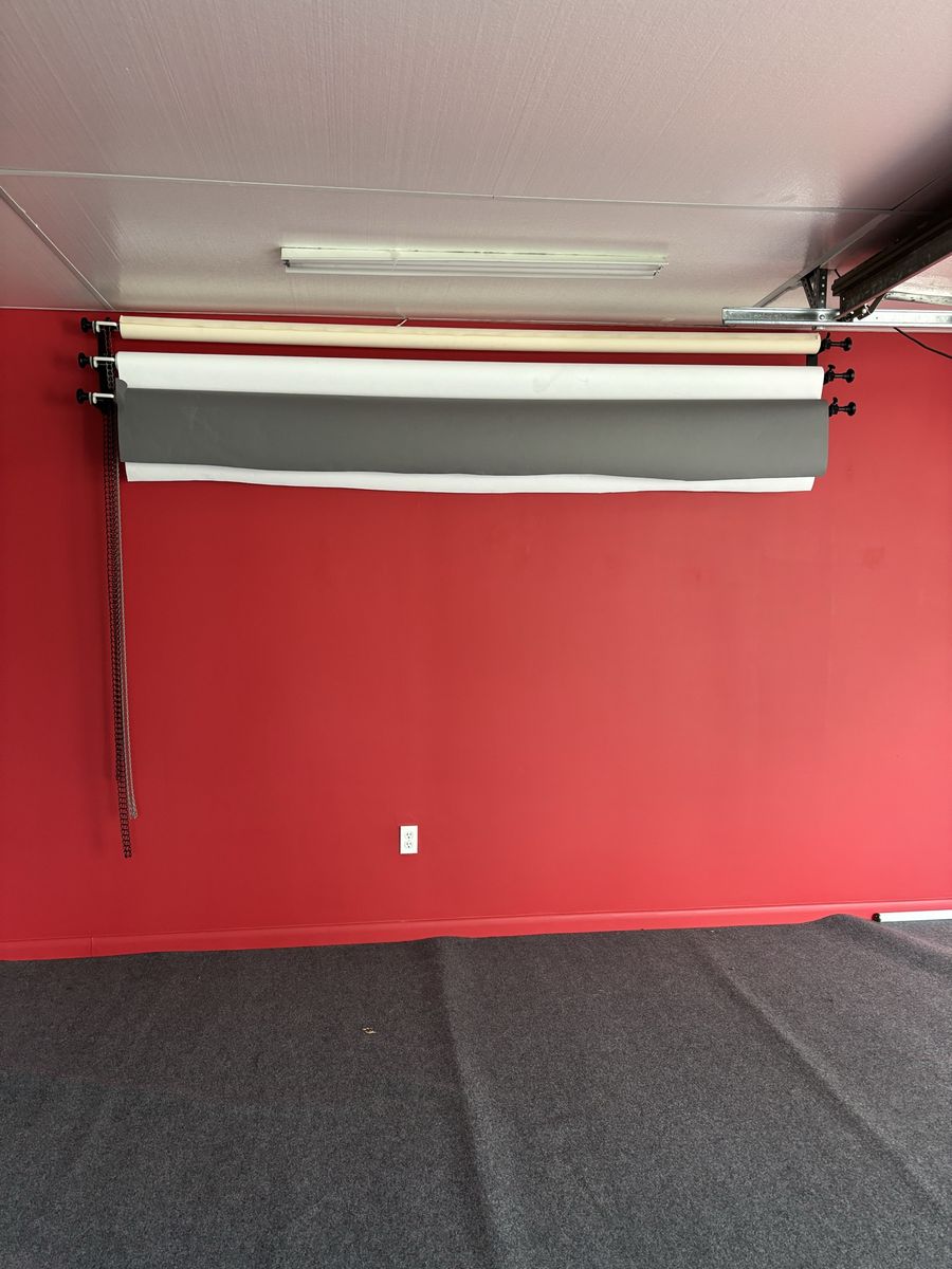 Main image 3