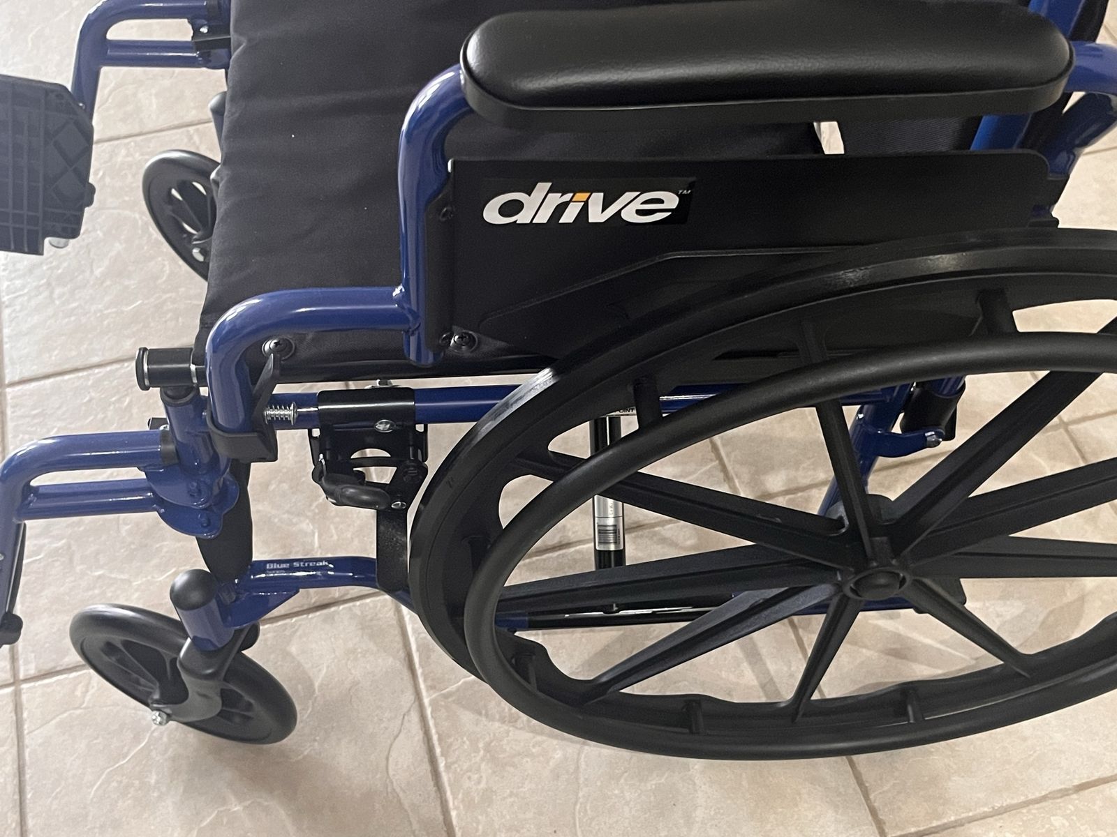 Like New Foldable Lightweight Wheelchair