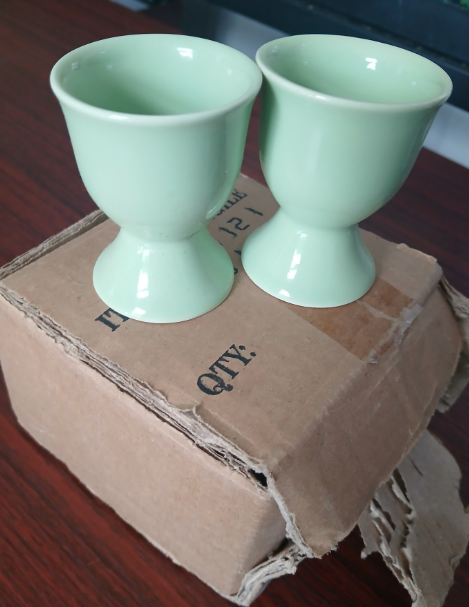 Set of 4 Light Green Ceramic Egg Cups, Item #400121 + 316, New in Box-FRAGILES