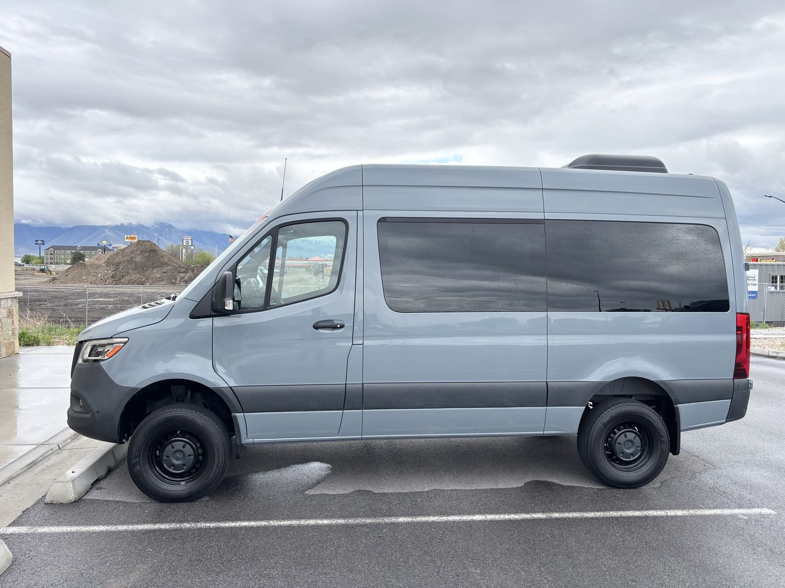 2022 Mercedes-Benz Sprinter 2500