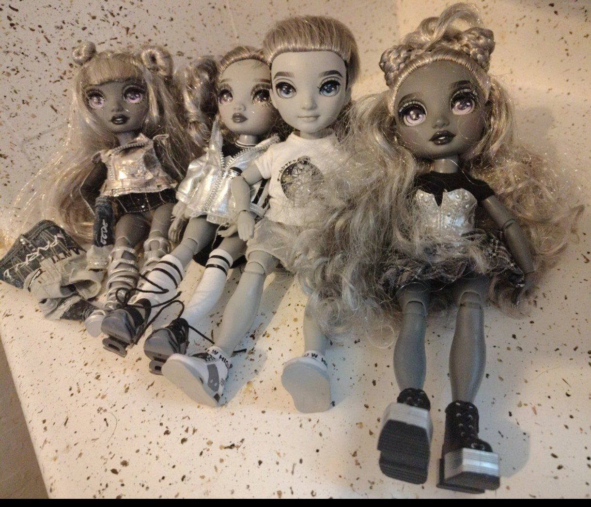 mga shadow high doll set used