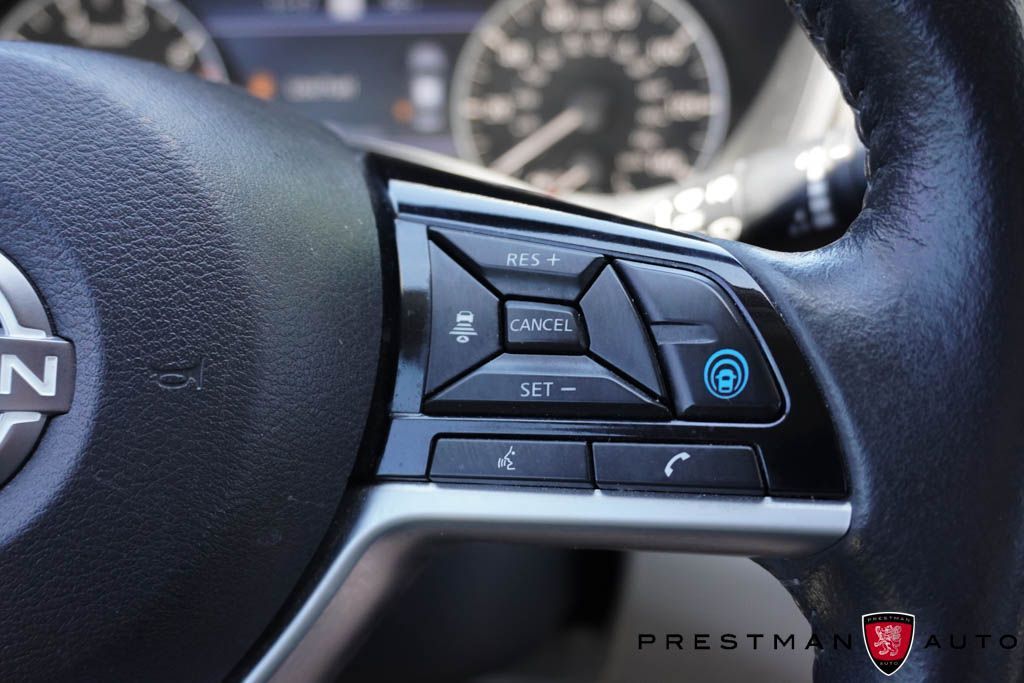 Main image 27