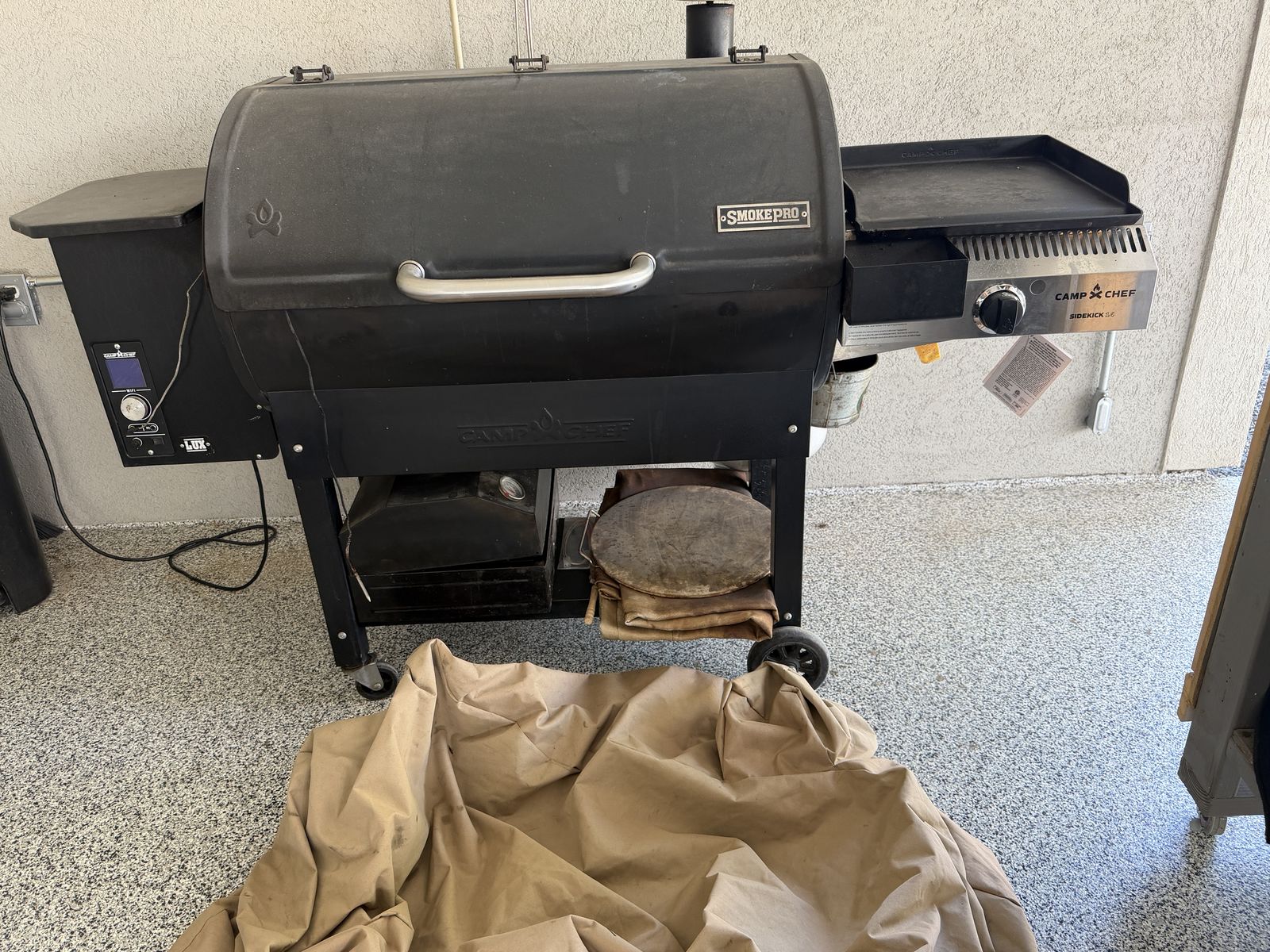 Camp Chef Smoke Pro Lux 36 Pellet Grill with Sidekick – Loaded!