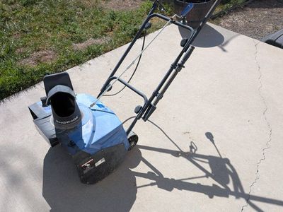 Snow Joe Electric Snow Blower