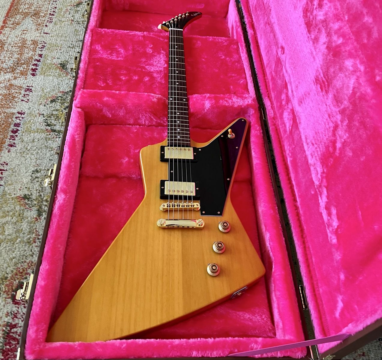 Used Excellent Cond. inspired By Gibson Epiphone Explorer Korina Solid Body Electric Guitar