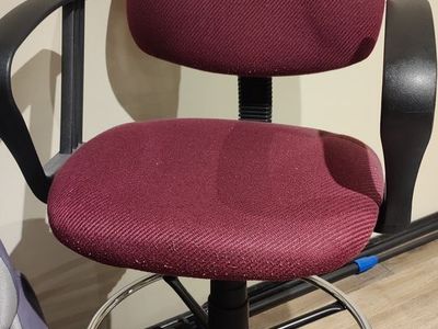 Swivel Office High Chair