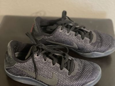 Kobe Kaws basketball shoes for sale