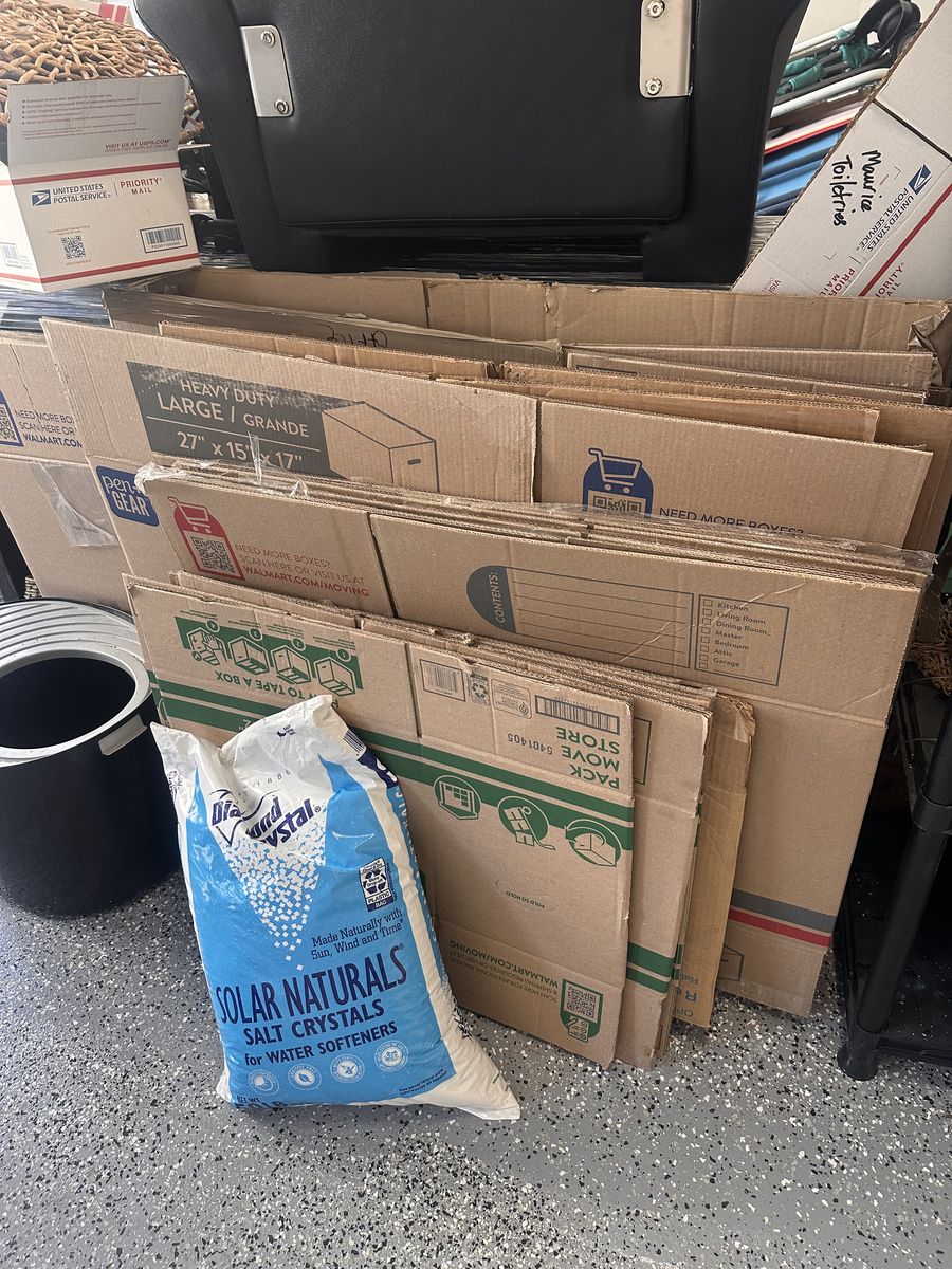 Moving boxes $1 each
