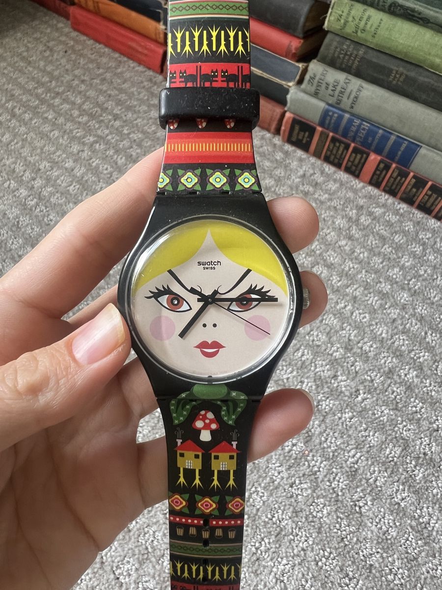 Russian Beauty Swatch Watch
