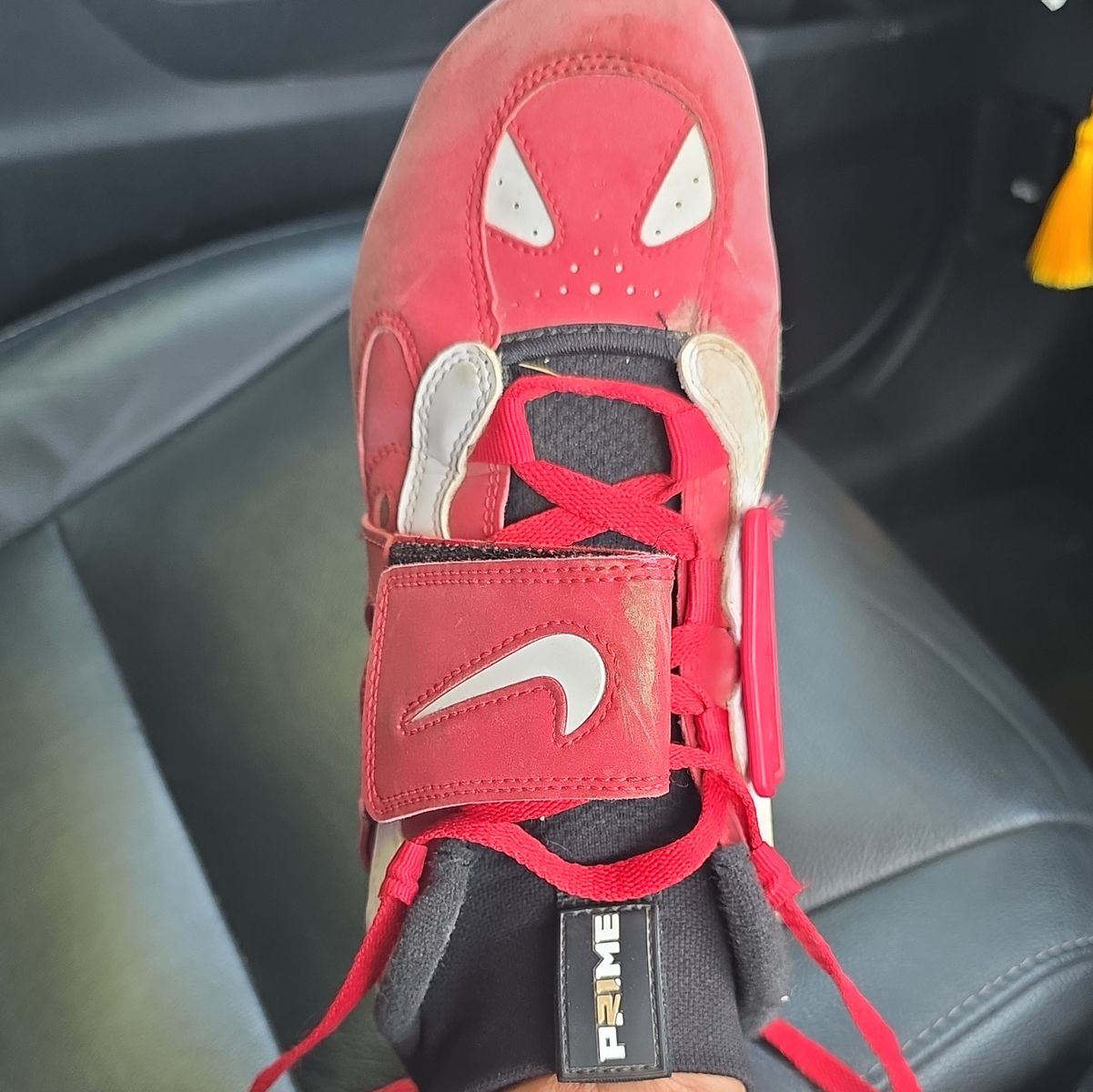 Football cleats 6.5 size 