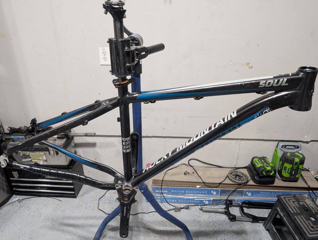 Rocky Mountain Soul Hardtail Bike Frame Small