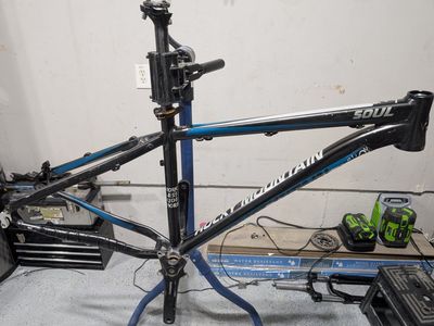 Rocky Mountain Soul Hardtail Bike Frame Small