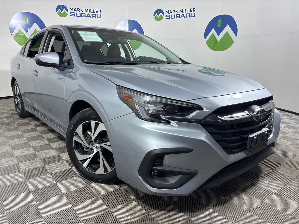 2023 SUBARU LEGACY Premium