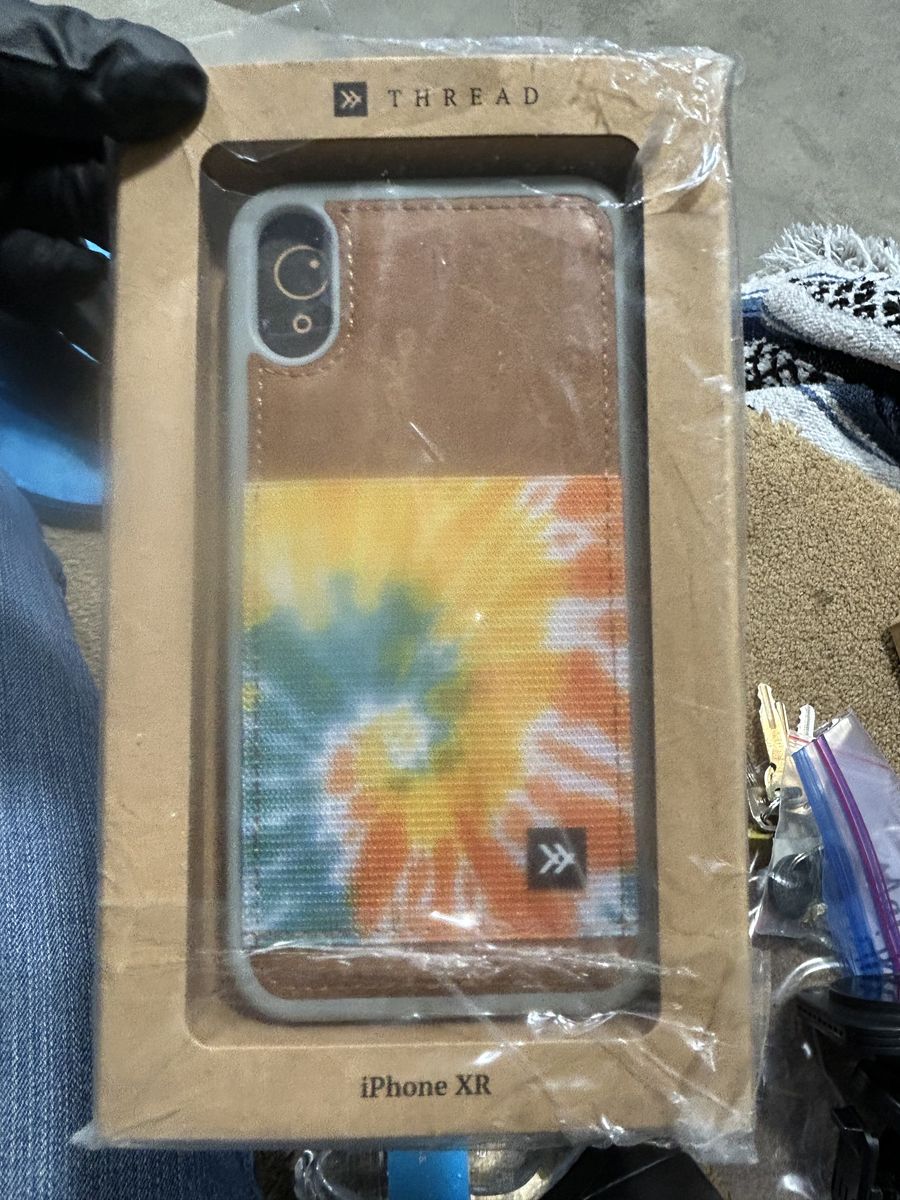 NIB Thread Wallet Iphone Case Wallet Iphone XR