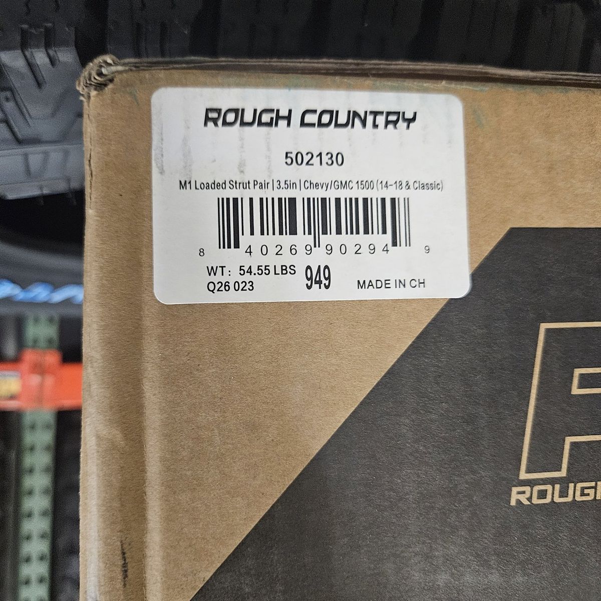 3.5" lift struts Rough Country