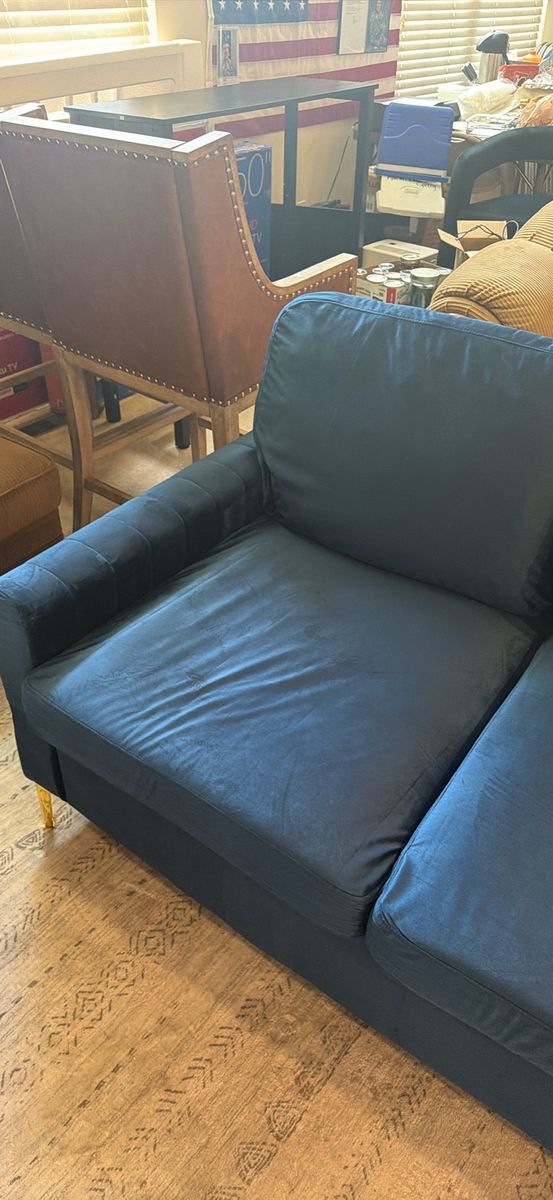 Main image 3