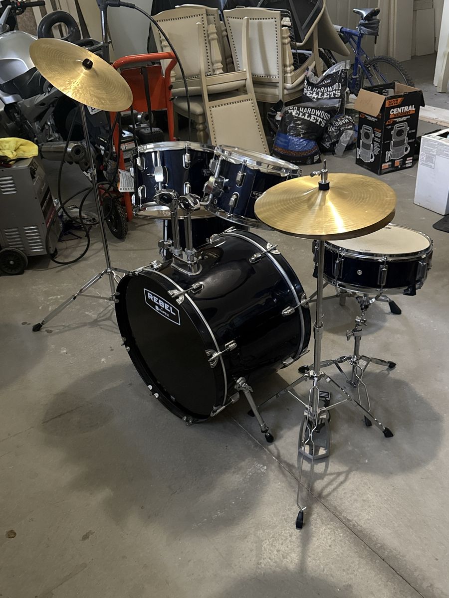 Mapex Rebel Drum Set - Black Complete Acoustic Drum Kit with Cymbals and Hardware