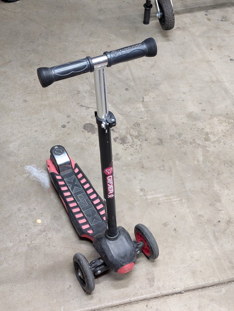 glider XL three-wheeled scooter