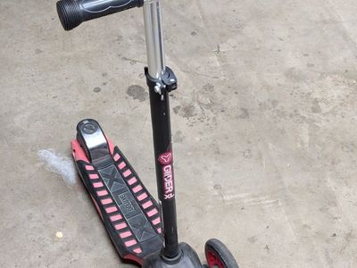 glider XL three-wheeled scooter
