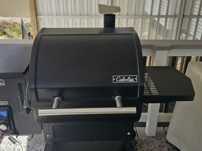 Cabelas 24 Pro Wi-Fi Pellet Grill