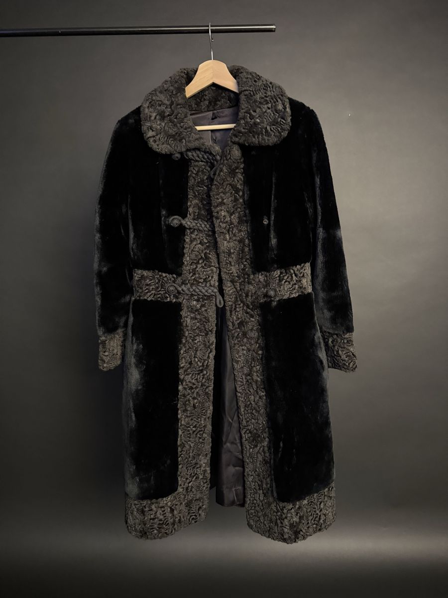 Fairmoor Vintage Borgona Faux Fur Coat - Black with Karakul Trim, Size M