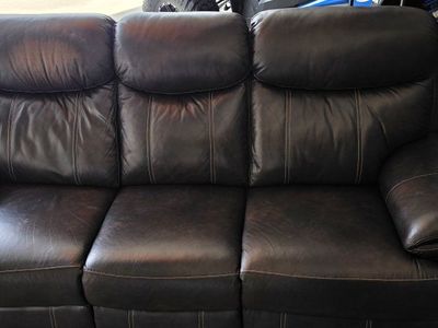 Electric reclining sofa
