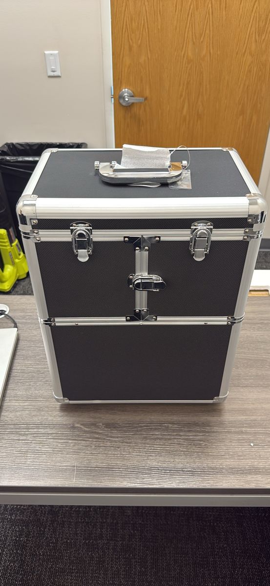 Professional Rolling Makeup Case