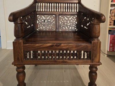 Handmade Indian rosewood chair