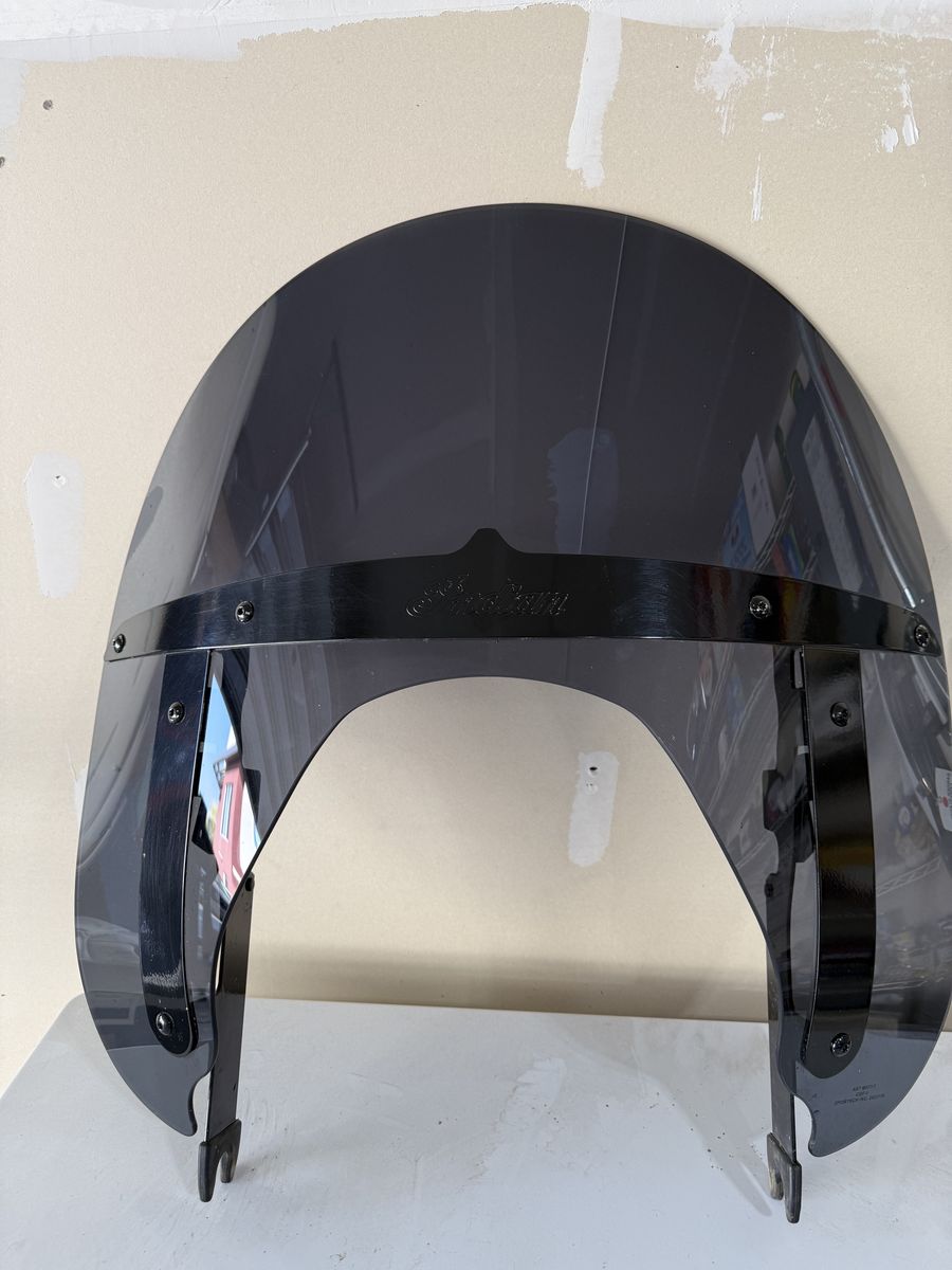 Official Indian Polycarbonate 11.3 in quick release windshield - tinted