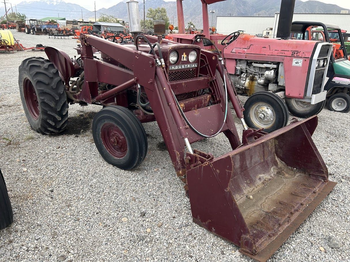 International Industrial Tractor with Loader