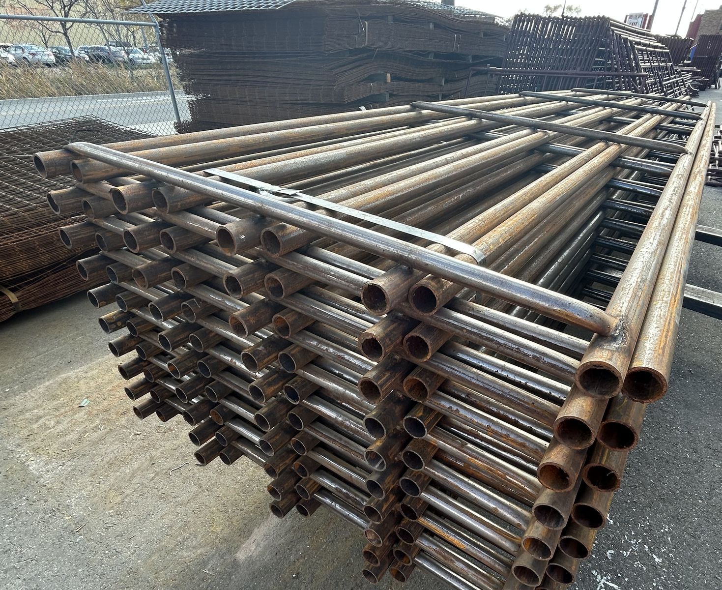HEAVY DUTY Continuous Fence Panels 1-7/8 inch 5 Rail 10+ gauge 4' x 20' $239.95 each