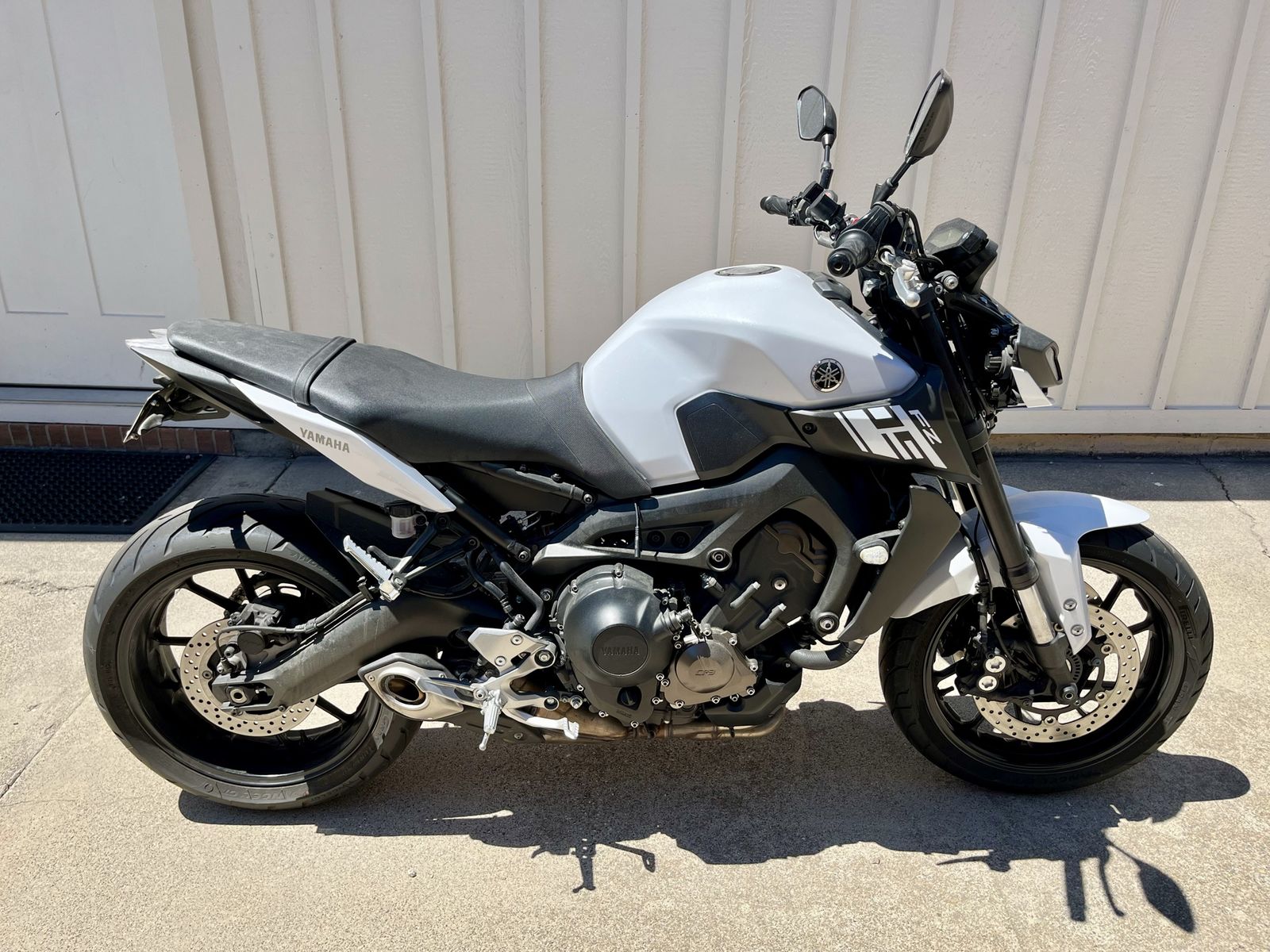 2017 Yamaha FZ09, MT09