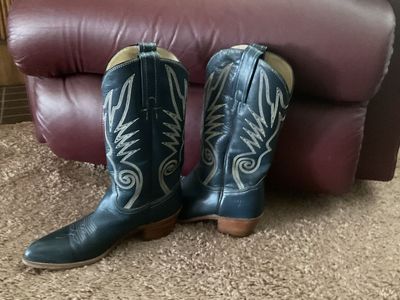 Woman’s Cowboy Boots