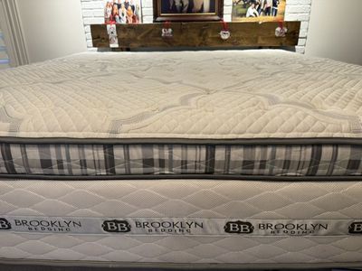 Brooklyn bedding king pillowtop Mattress! $250