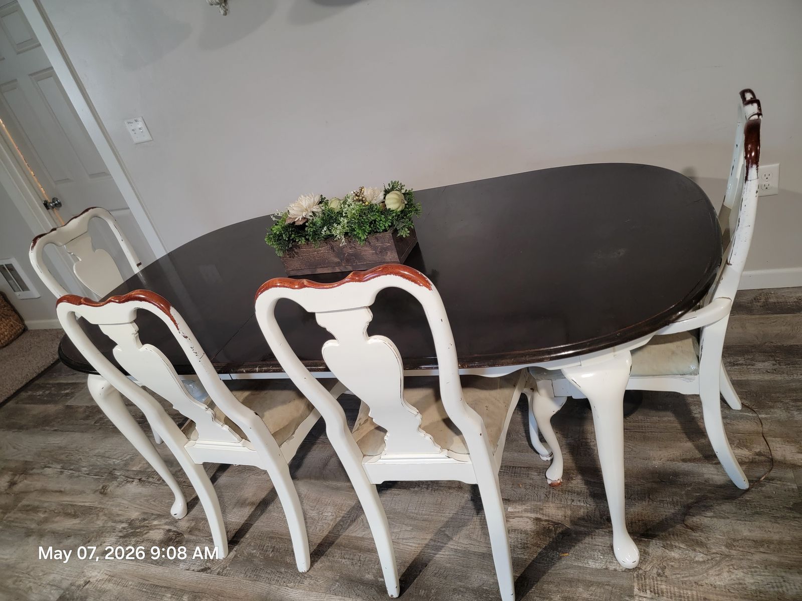 Dining table set